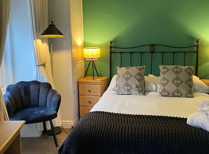 Cobbleview Guest house 4*